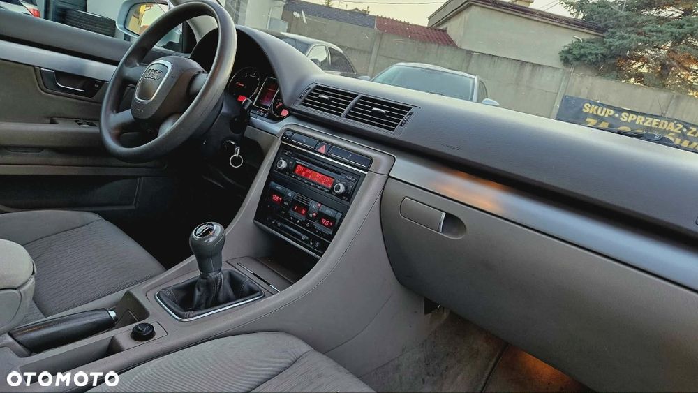 Audi A4 Avant - 6