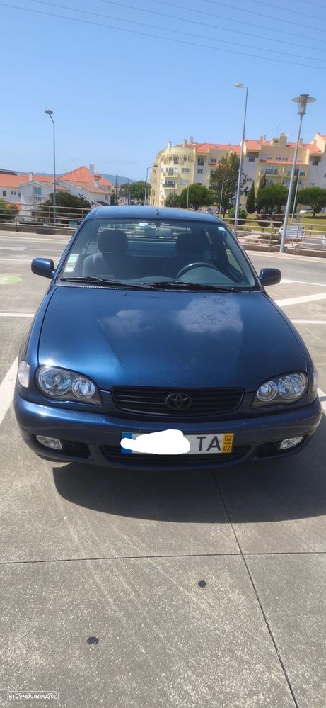 Toyota Corolla 2.0 D-4D Sol - 2