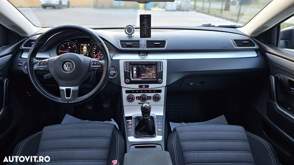 Volkswagen Passat CC - 6