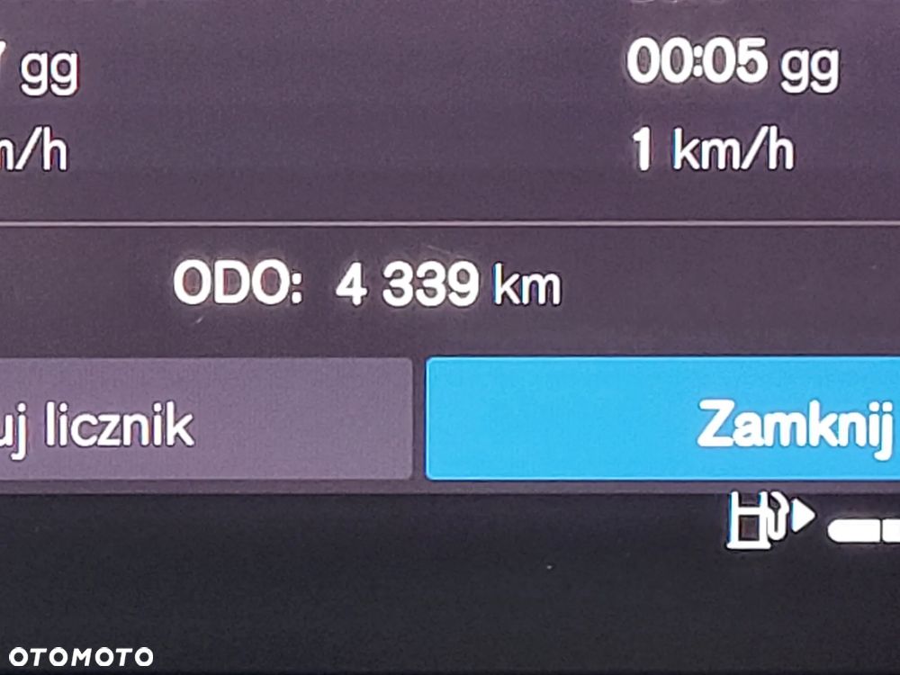 Volvo XC 40 - 30
