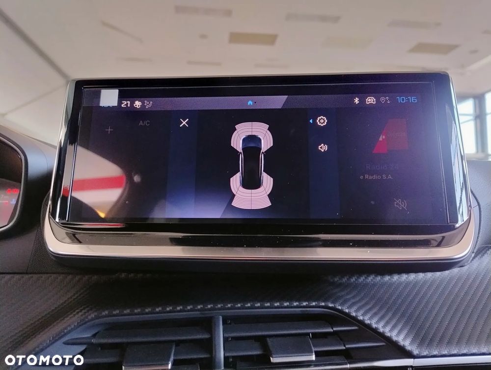 Peugeot 2008 PureTech 100 Allure S&S BVM6 - 12