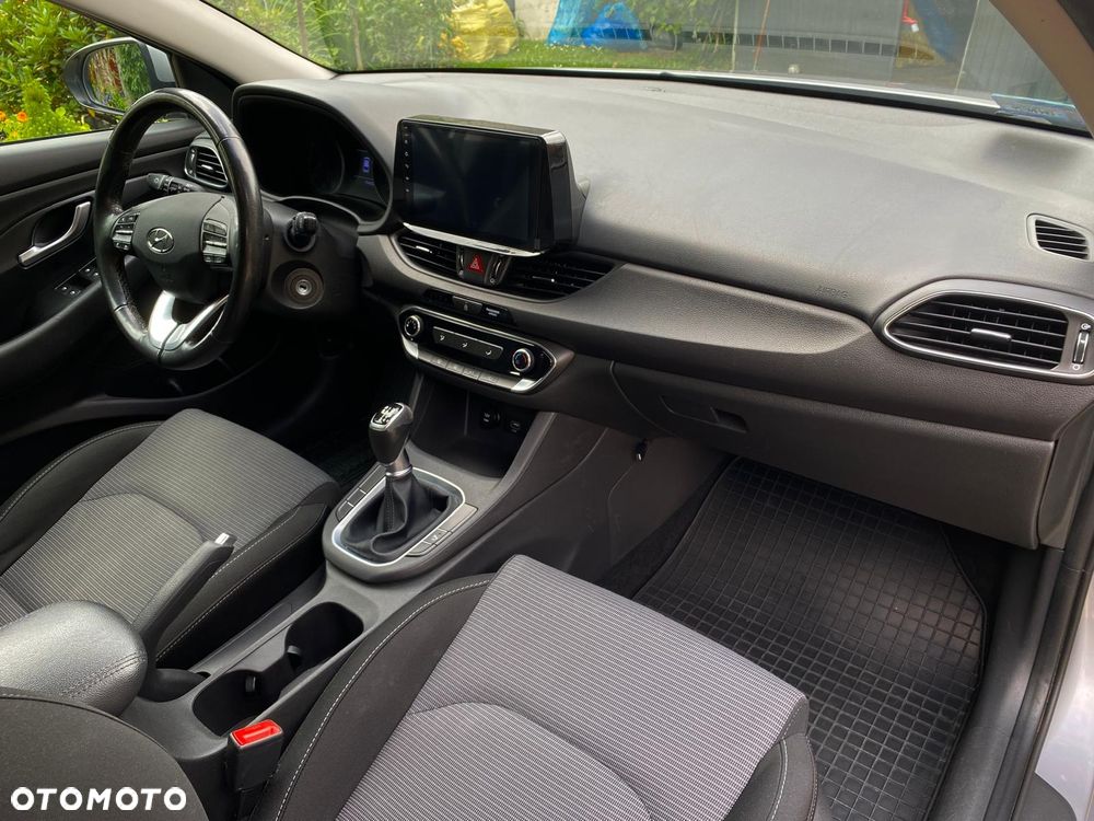 Hyundai i30 - 19