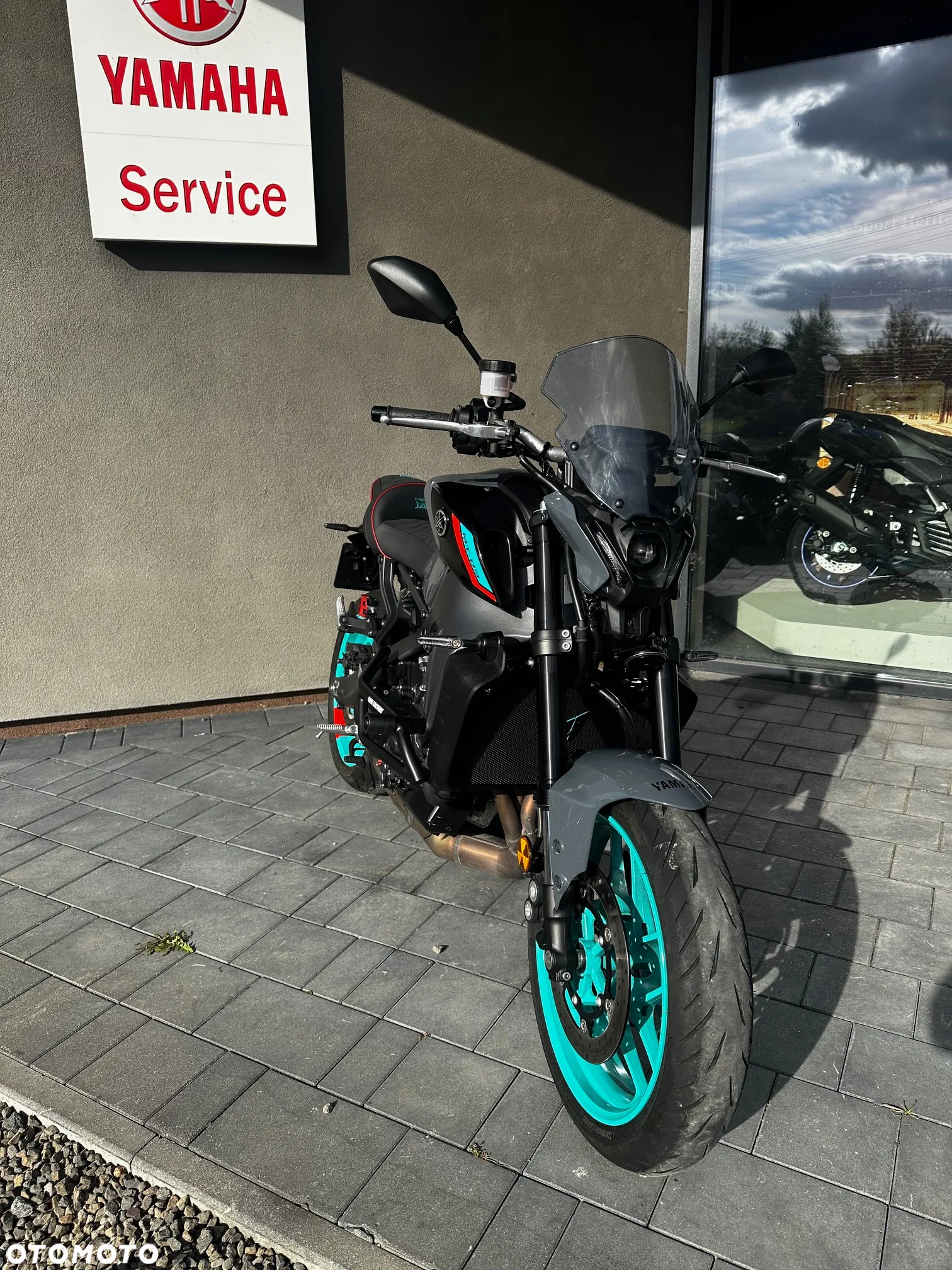 Yamaha MT - 5