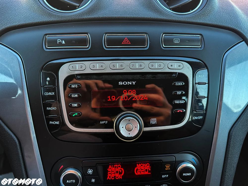 Ford Mondeo - 31