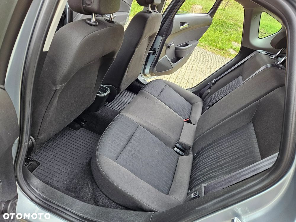 Opel Astra IV 1.6 CDTI Essentia - 28
