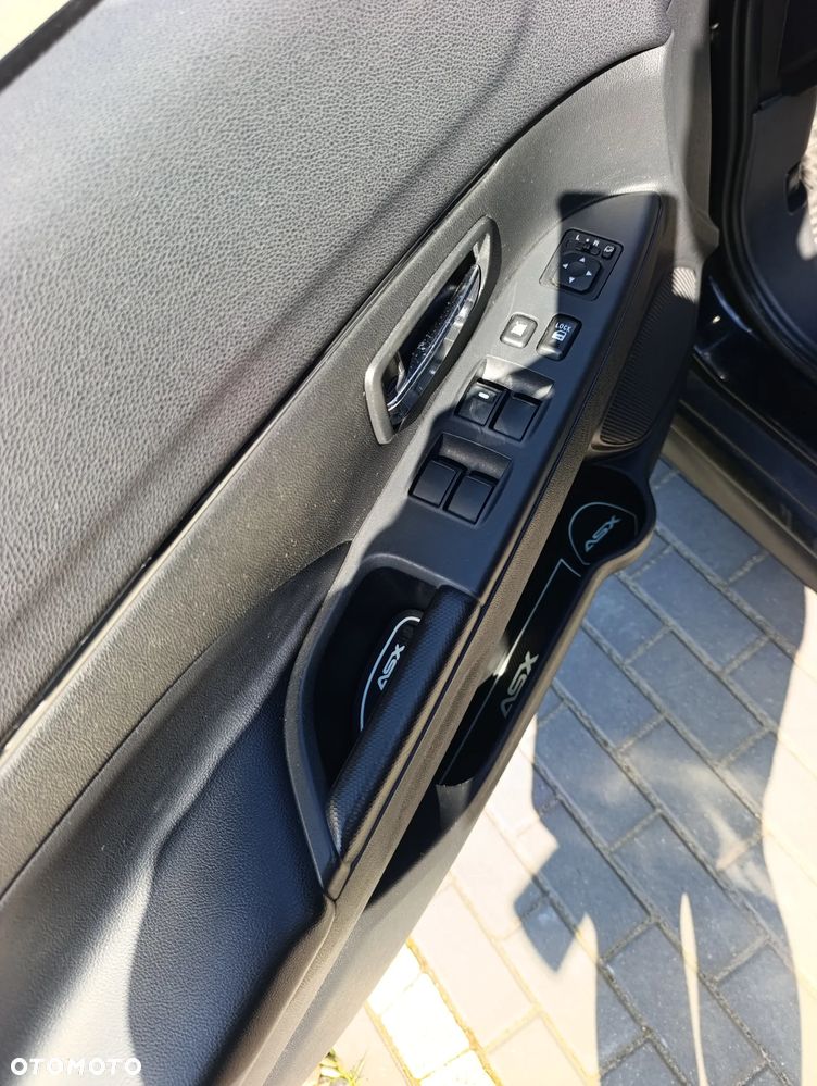 Mitsubishi ASX 2.2 DID Ralliart 4WD - 27