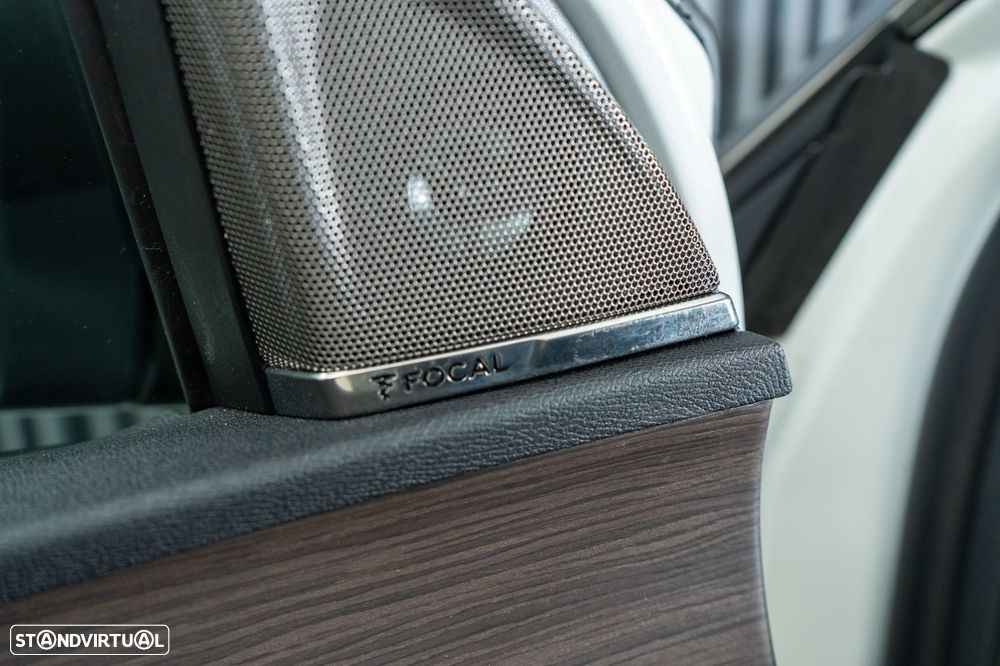 Peugeot 3008 1.6 Hybrid GT Pack e-EAT8 - 25