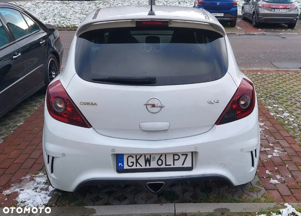 Opel Corsa 1.6T OPC - 3