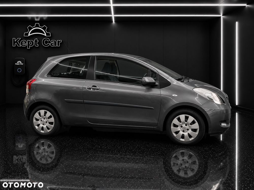 Toyota Yaris 1.3 Luna Premium - 7