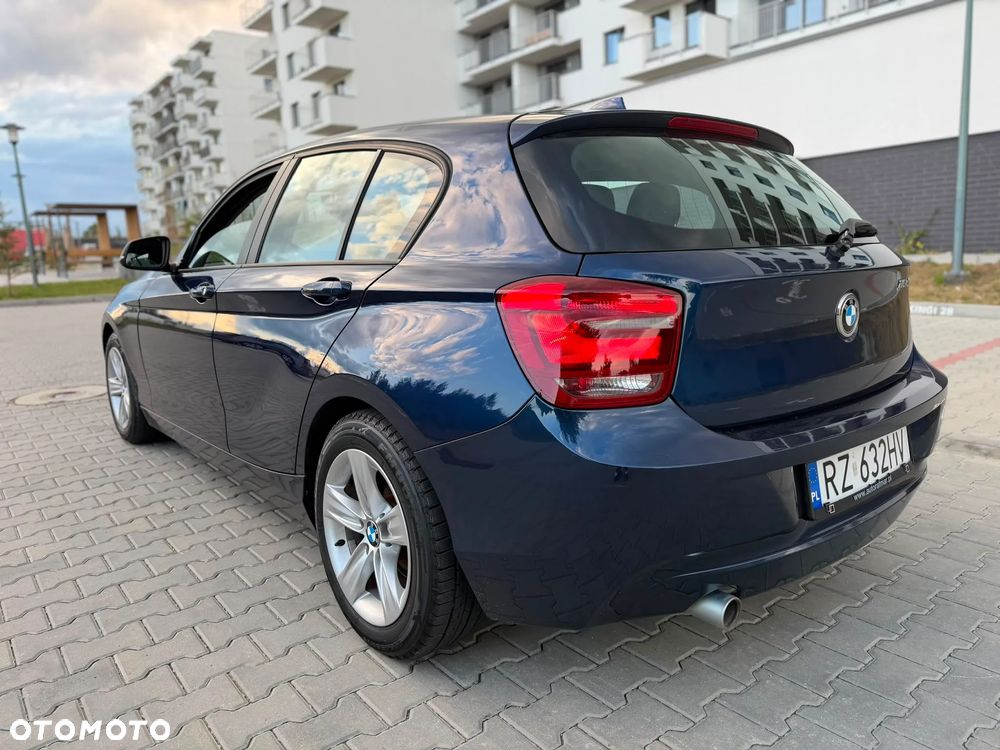 BMW Seria 1 116d Sport Line - 11
