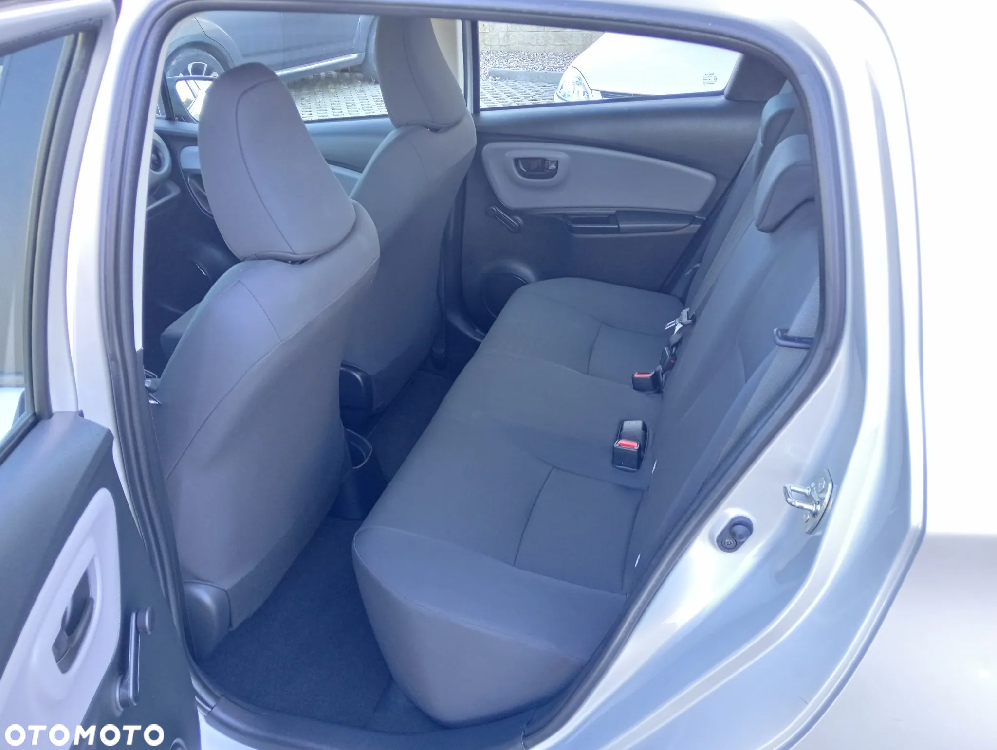Toyota Yaris 1.0 Active - 6