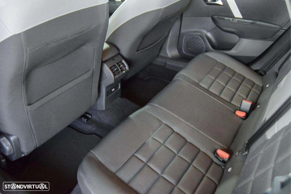 Citroën C4 1.2 Hybrid Plus e-DSC6 - 9