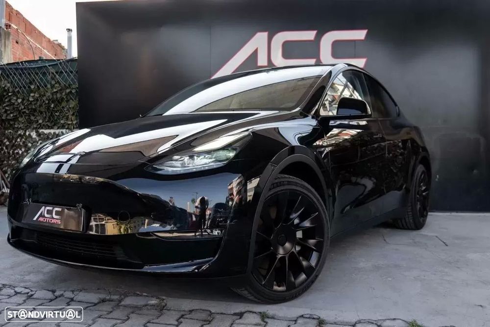 Tesla Model Y Long Range Dual Motor AWD - 18