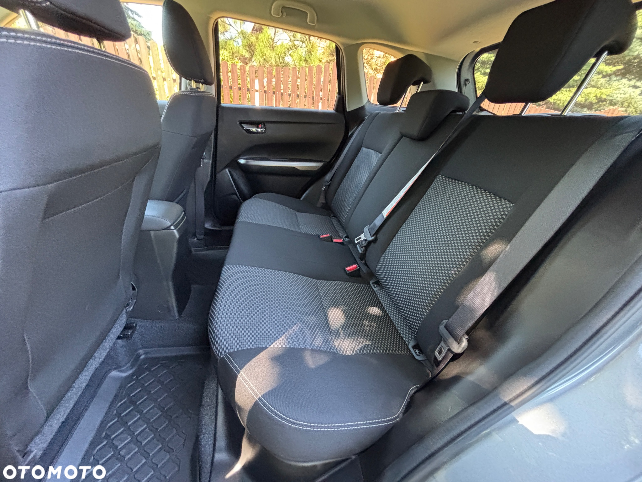 Suzuki Vitara 1.5 DualJet Hybrid Premium Plus 4WD AGS - 18