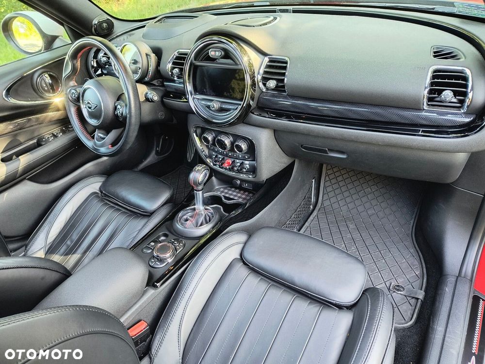 MINI Clubman - 16