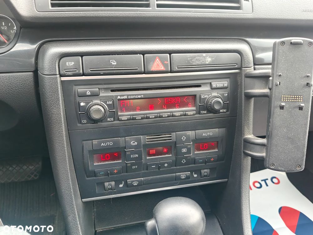 Audi A4 Avant 1.9 TDI Multitronic - 22