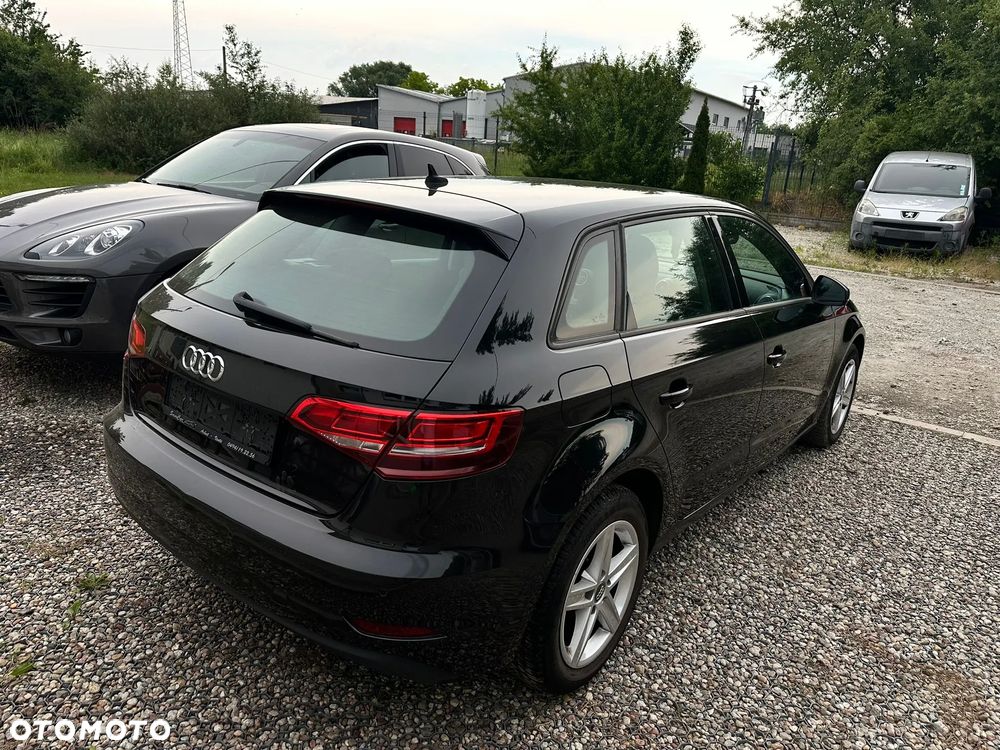 Audi A3 Sportback 1.6 TDI sport - 4