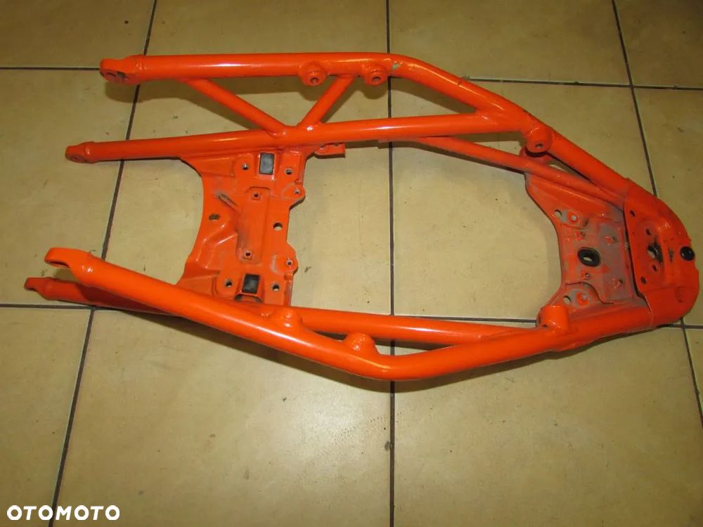 KTM Duke 125 17-23 stelaż rama tył - 1