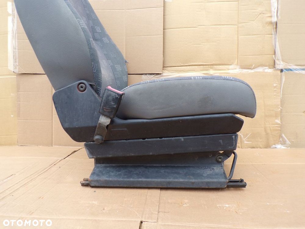 SPRINTER 901 903 VW LT 96-- FOTEL PRZEDNI KIEROWCY - 7