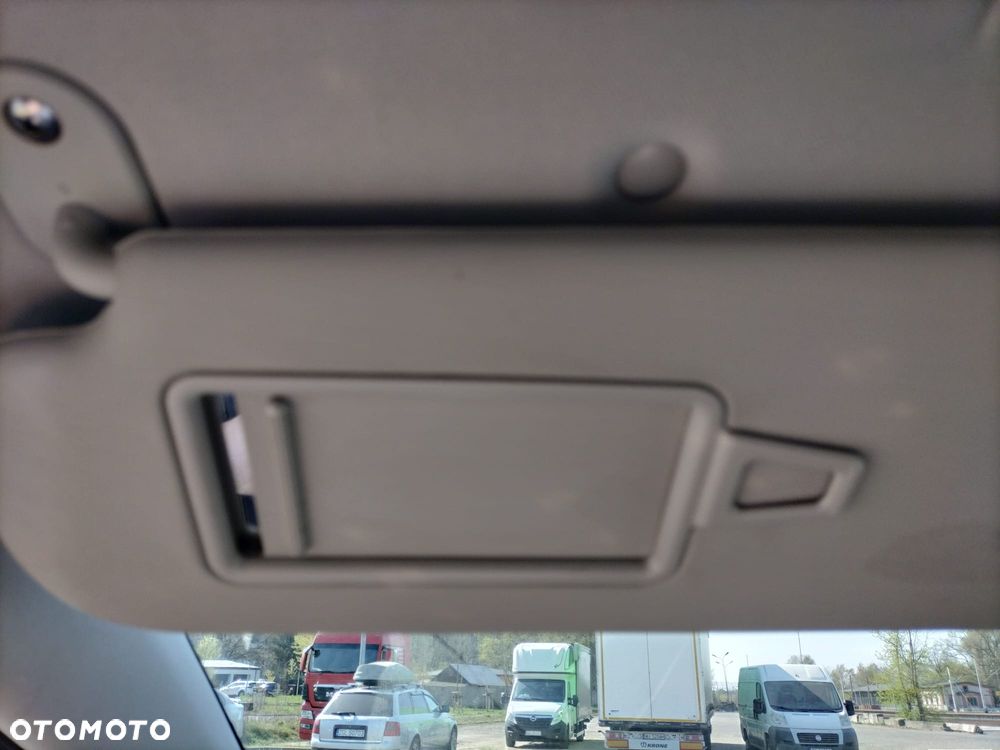 Kia Ceed 1.6 CRDi 128 Platinum Edition - 14