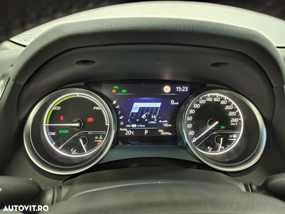 Toyota Camry 2.5 Hybrid Business - 15