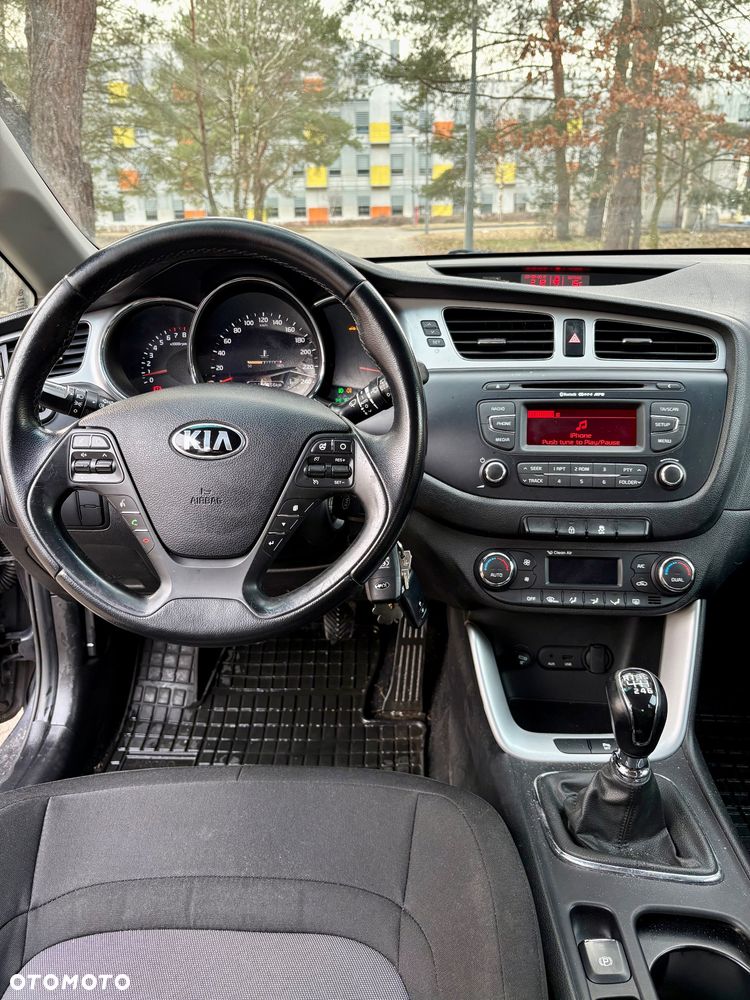 Kia Ceed 1.6 GDI Business Line - 8