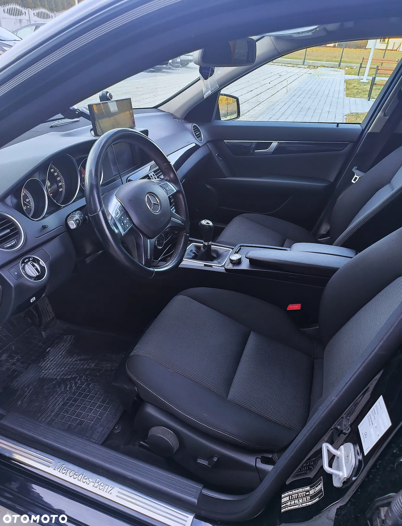 Mercedes-Benz Klasa C 180 T CDI DPF (BlueEFFICIENCY) - 2
