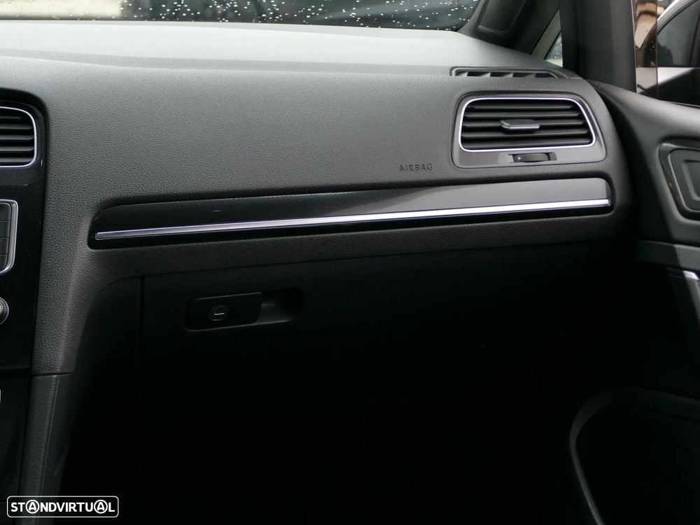 VW Golf Variant 2.0 TDi GTD DSG - 37