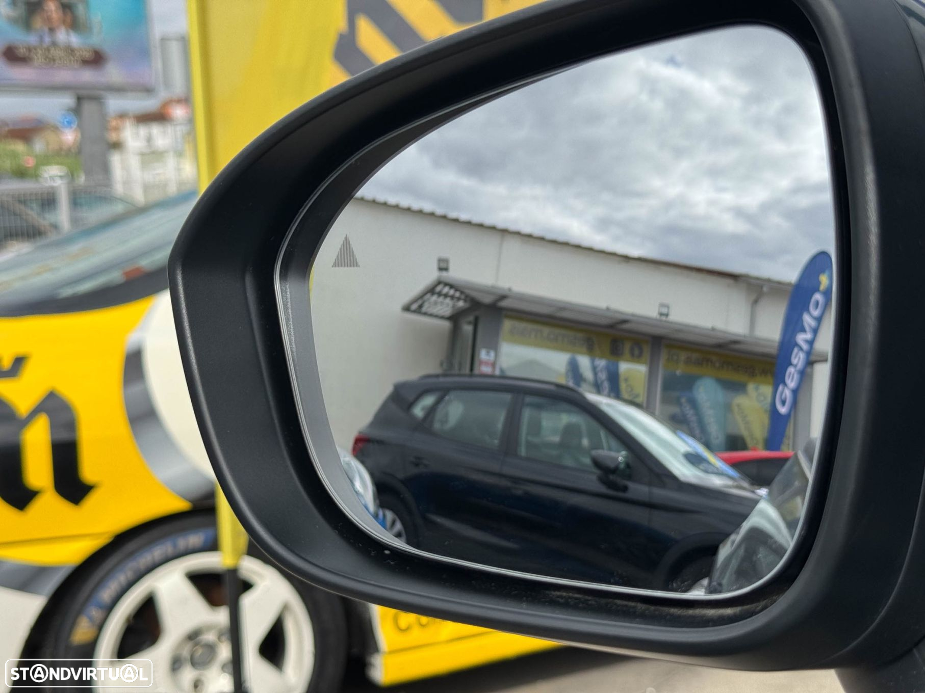 Nissan Juke 1.6 Hybrid Tekna - 28