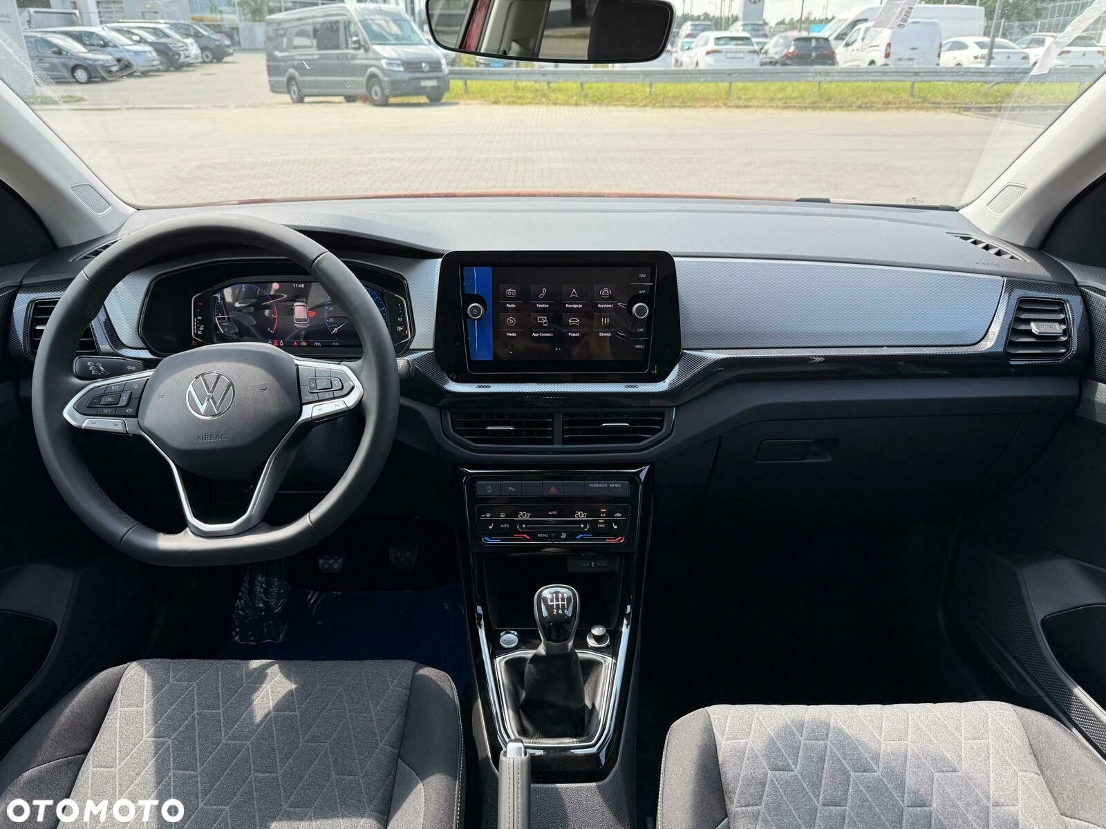 Volkswagen T-Cross - 11