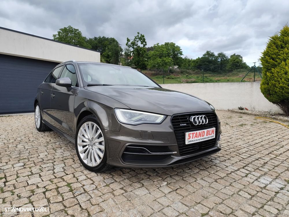 Audi A3 Sportback e-tron 1.4 TFSI S-line S tronic - 2