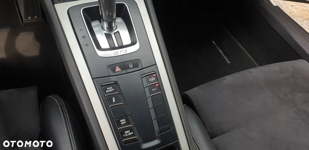 Porsche 911 GT3 - 12