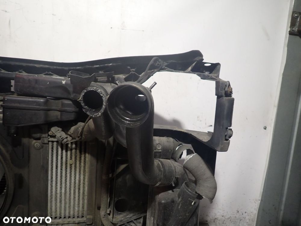 PAS PRZEDNI KOMPLET AUDI A2 1.4 TDI - 11