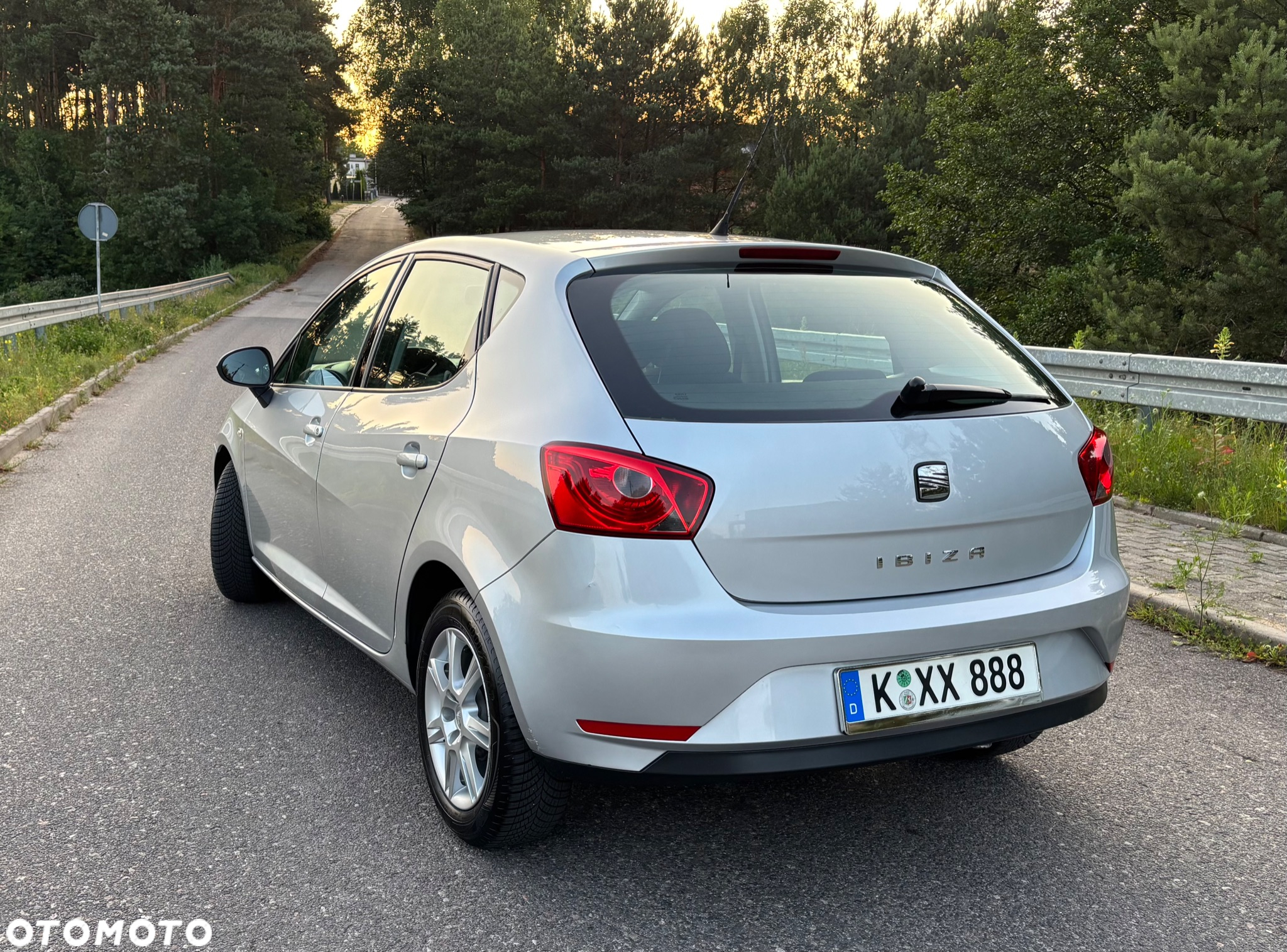 Seat Ibiza 1.4 16V Passion - 2