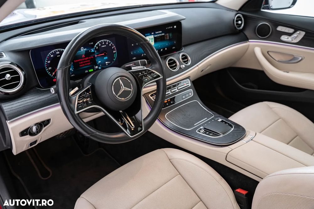Mercedes-Benz E 300 9G-TRONIC Exclusive - 5