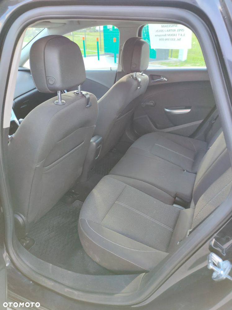 Opel Astra 1.4 Turbo - 14