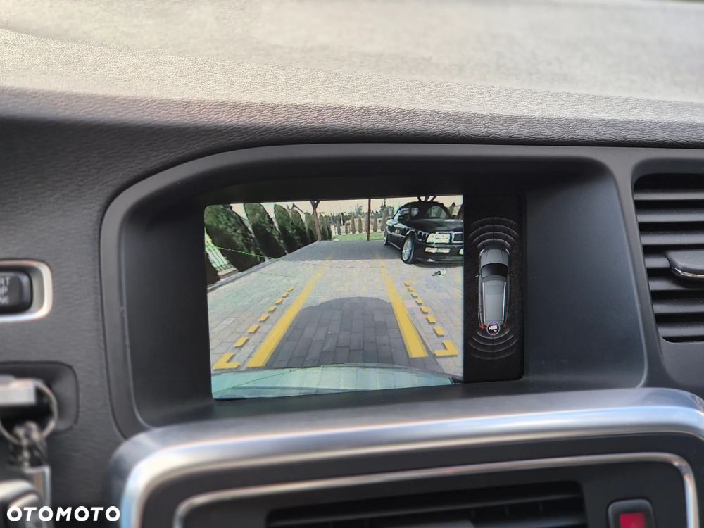 Volvo V60 D3 Summum - 17