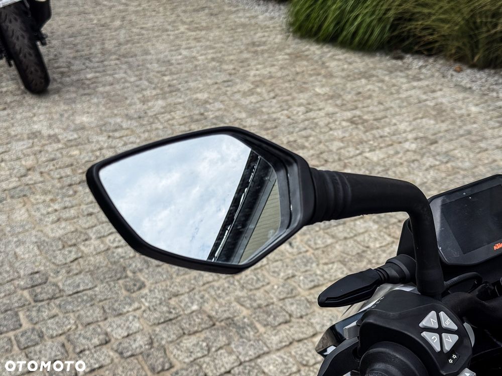 KTM Duke 790 - 10
