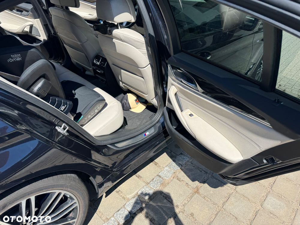 BMW Seria 5 530i xDrive M Sport sport - 17