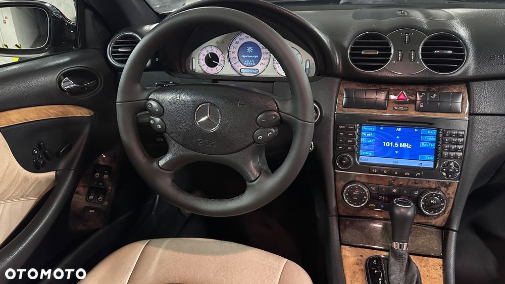 Mercedes-Benz CLK 350 7G-TRONIC Avantgarde - 30