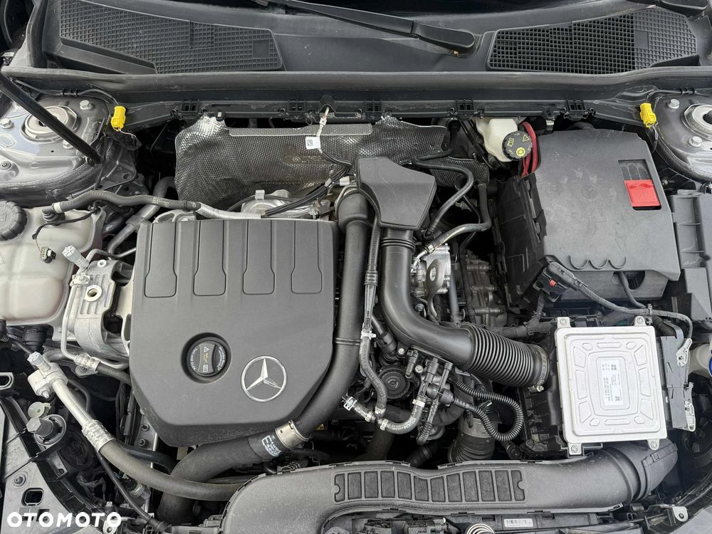 Mercedes-Benz Klasa A 180 7G-DCT - 13