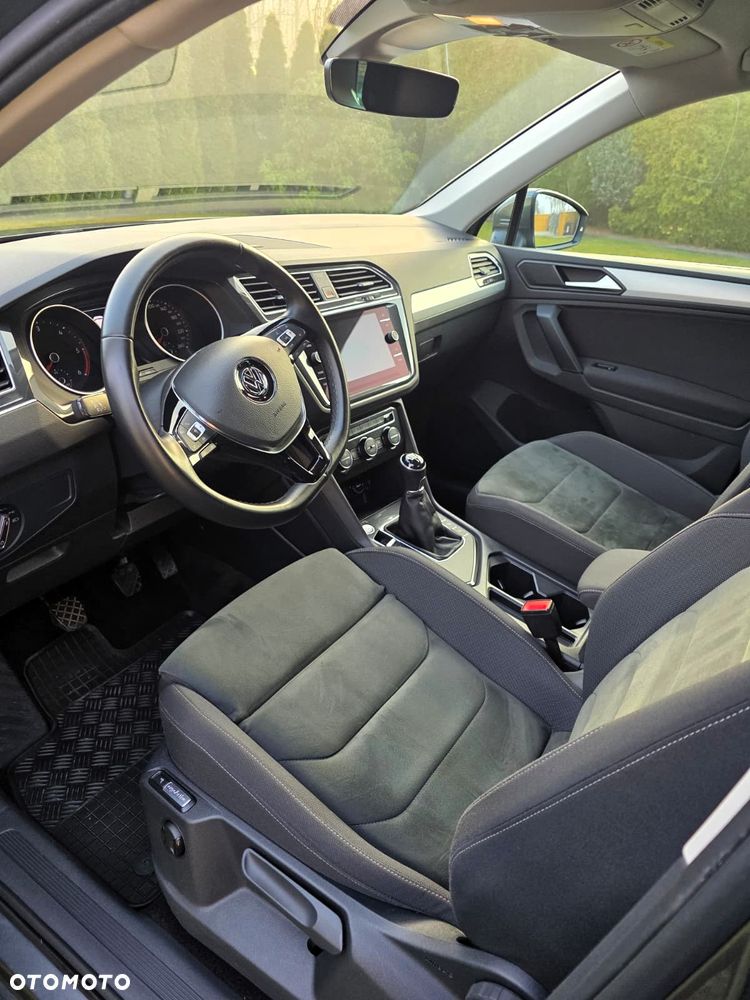 Volkswagen Tiguan - 13