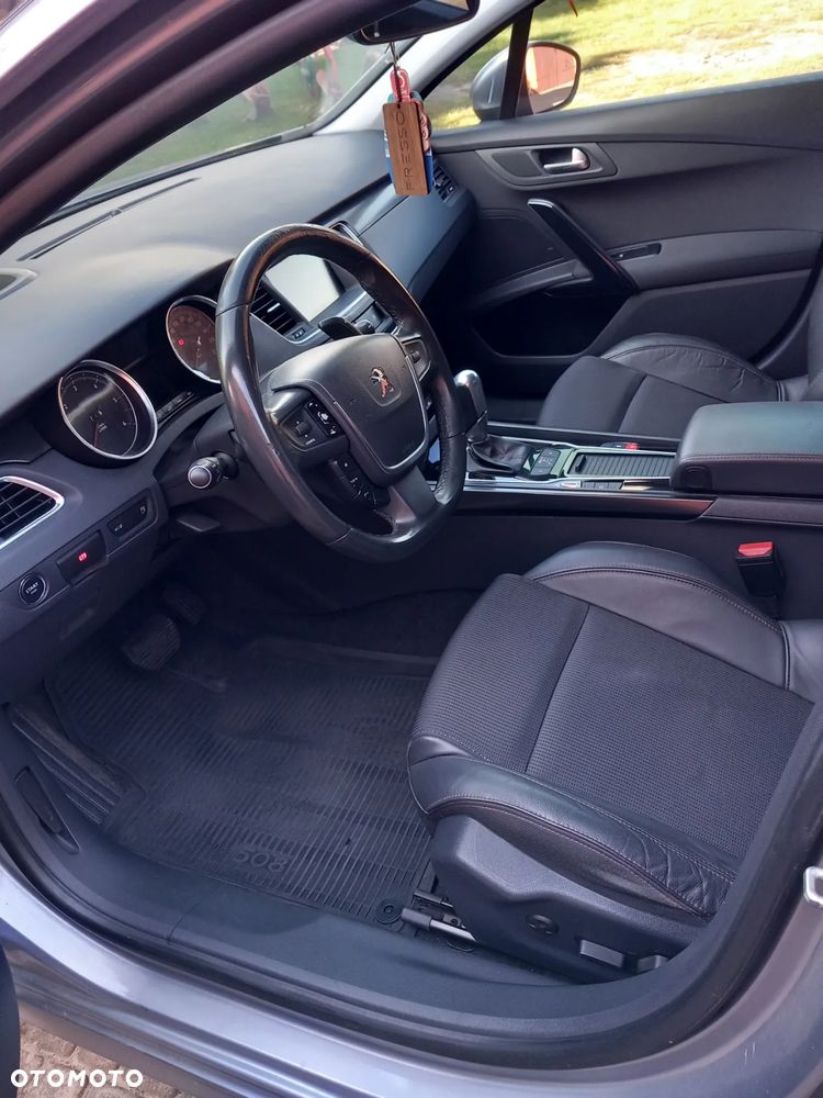 Peugeot 508 - 8