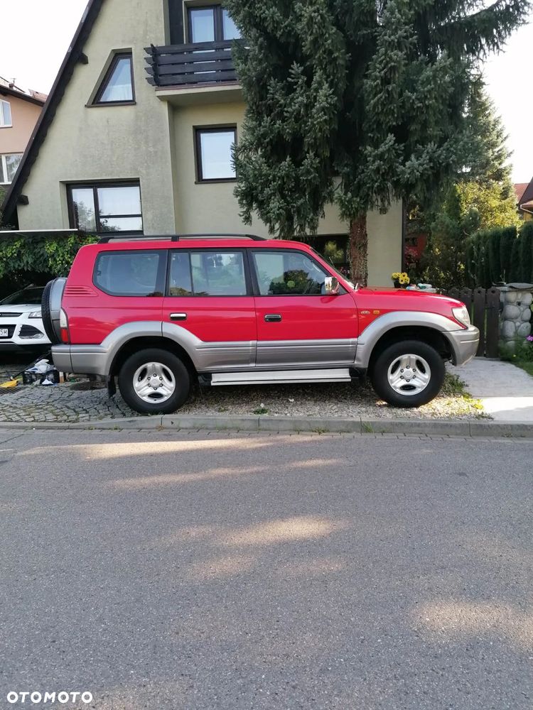 Toyota Land Cruiser - 2
