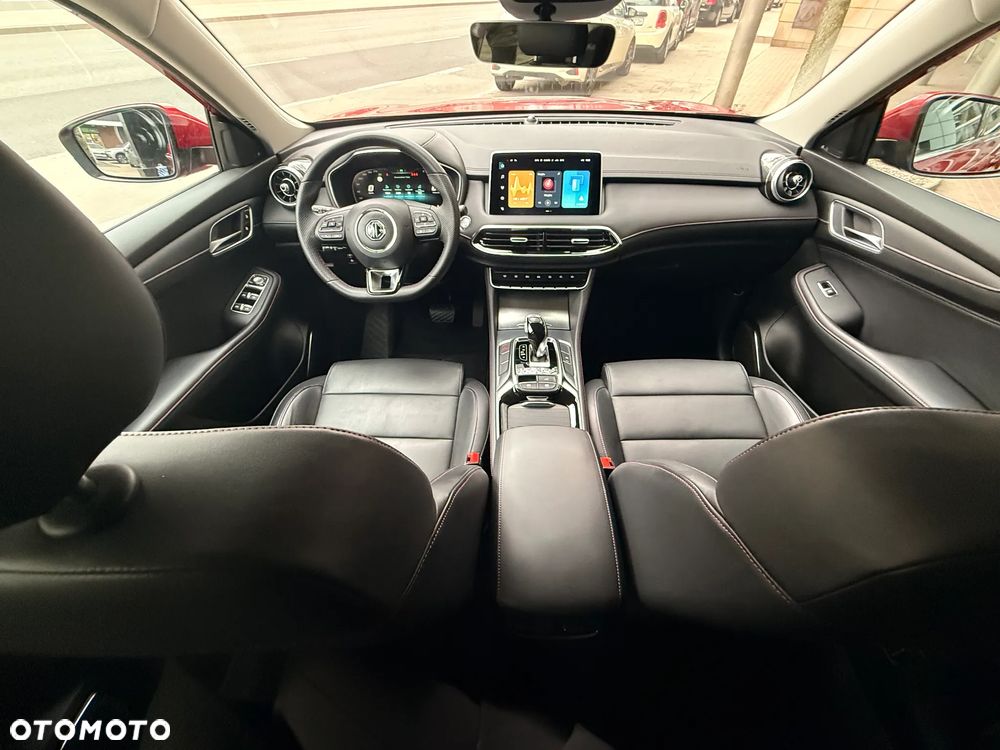 MG HS 1.5 T-GDI Excite DCT - 11