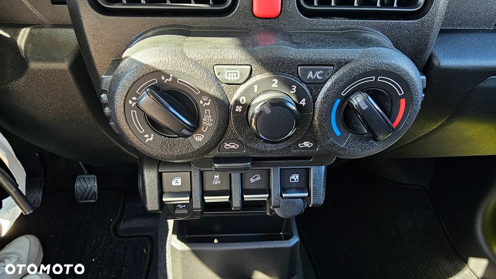 Suzuki Jimny 1.5 Pro - 8