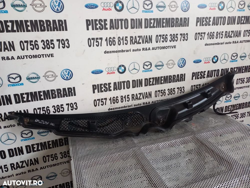 Grila Stergatoare Mercedes C Class W204 Volan Stanga Europa An 2007-2008-2009-2010-2011-2012-2013-2 - 6