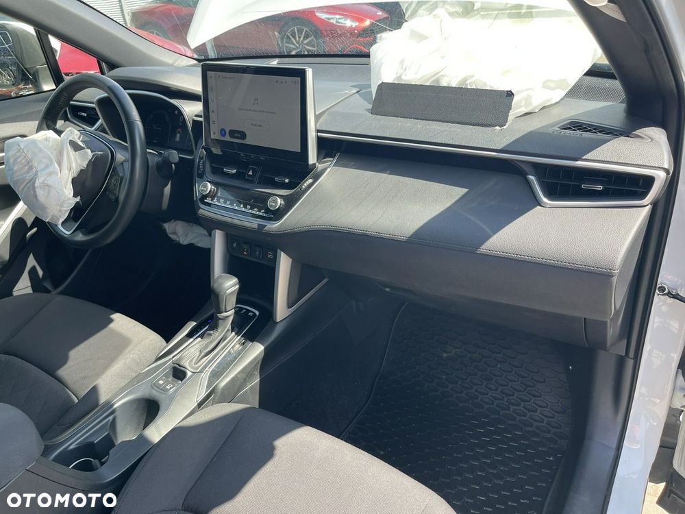 Toyota Corolla Cross 2.0 Hybrid Comfort - 10