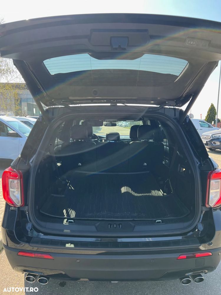 Ford Explorer 3.0 PHEV ST-Line - 14