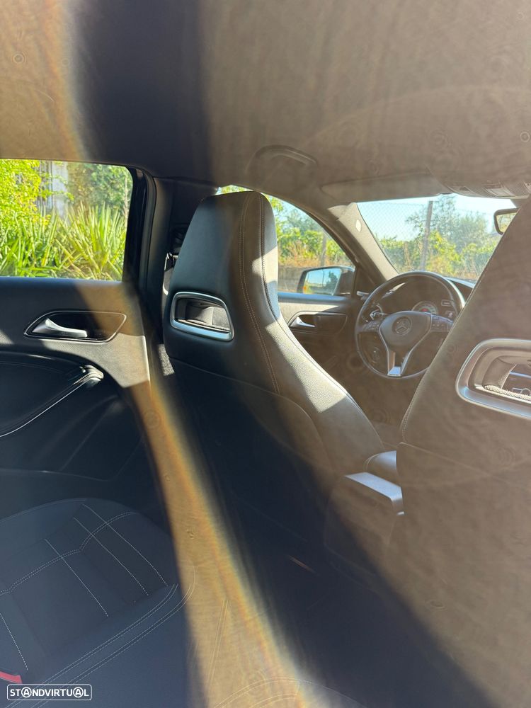 Mercedes-Benz A 200 - 43